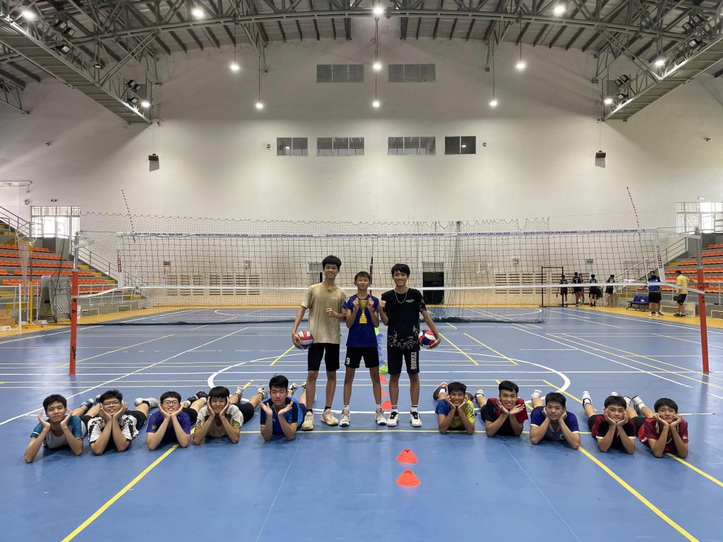 Tuyển sinh bóng chuyền Bình Hưng Hòa